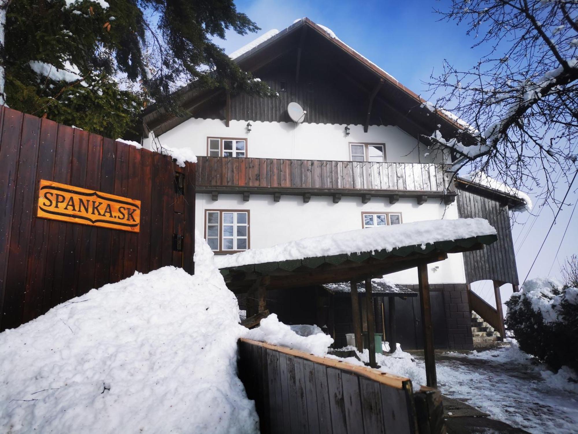 Drevenica Spanka Шпанья-Долина Экстерьер фото